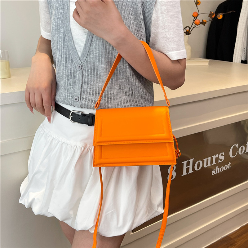 High-end small bag for women, 2025 new trendy and versatile single-shoulder crossbody bag, ins fashionable commuting small square bag Specification drawing
