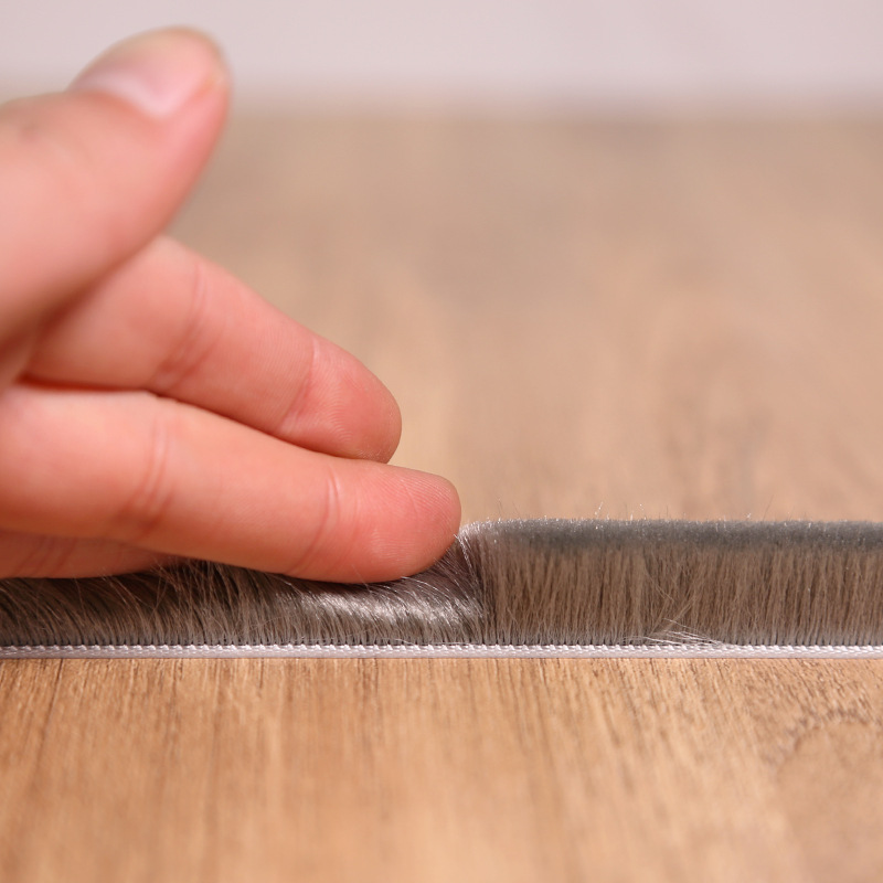 Window sealing strips, door and window sealing strips, sliding door anti-collision strips, window windproof, warm and soundproof strips, self-adhesive wool strips Application Scenario