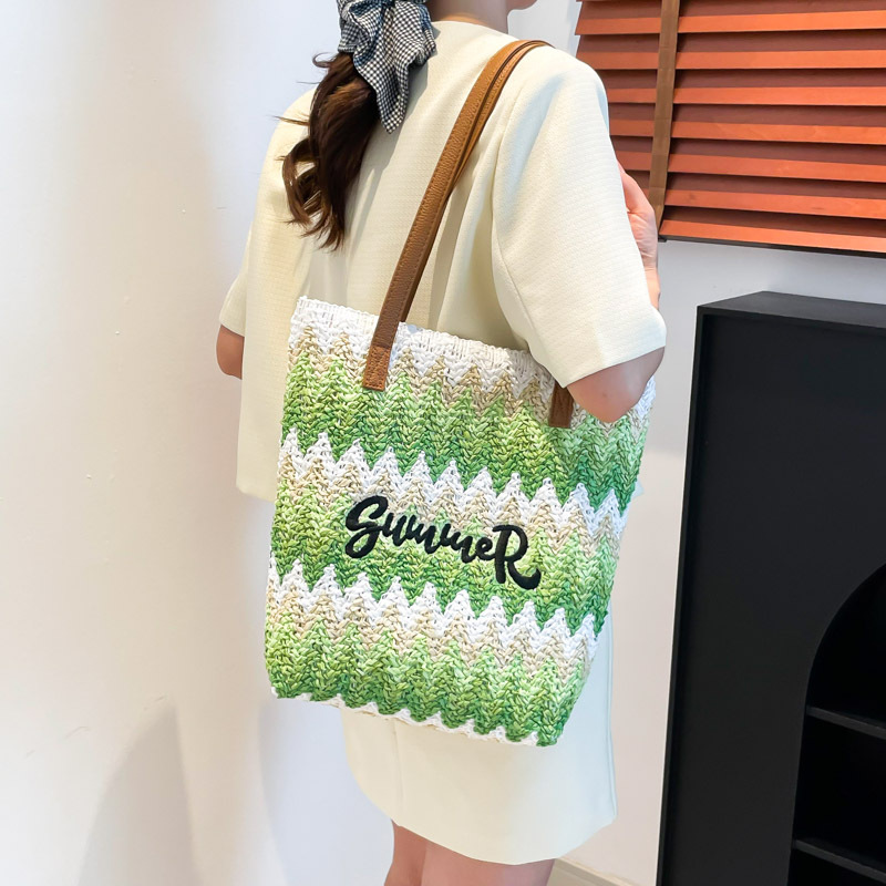 Women's 2025 new style woven bag, seaside vacation single-shoulder underarm bag, large capacity tote bag, commuter straw woven bag details Picture