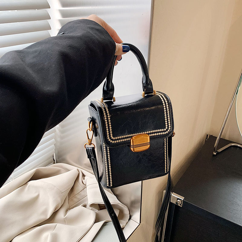 High-end retro small bag for women, 2025 new style, fashionable and versatile mobile phone bag, girl gift, single-shoulder crossbody bag, trendy details Picture