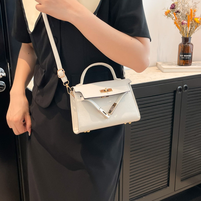High-end quality and elegant women's bag 2025 Summer new fashion trend single-shoulder crossbody bag, elegant and versatile handbag Specification drawing