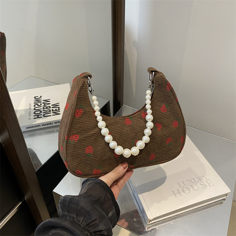 French fashion pearl chain underarm bag, cute strawberry print shoulder bag, versatile corduroy dumpling bag full figure