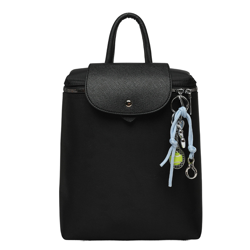 A new trendy and fashionable commuting bag from South Korea in 2025, with a large capacity for student travel and a high-end feel for women Item Picture