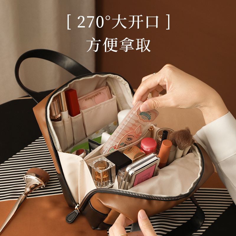 2025 New Small Sugar Cosmetic Bag for Women, a high-end, popular, large-capacity portable jewelry and cosmetics storage bag Item Picture