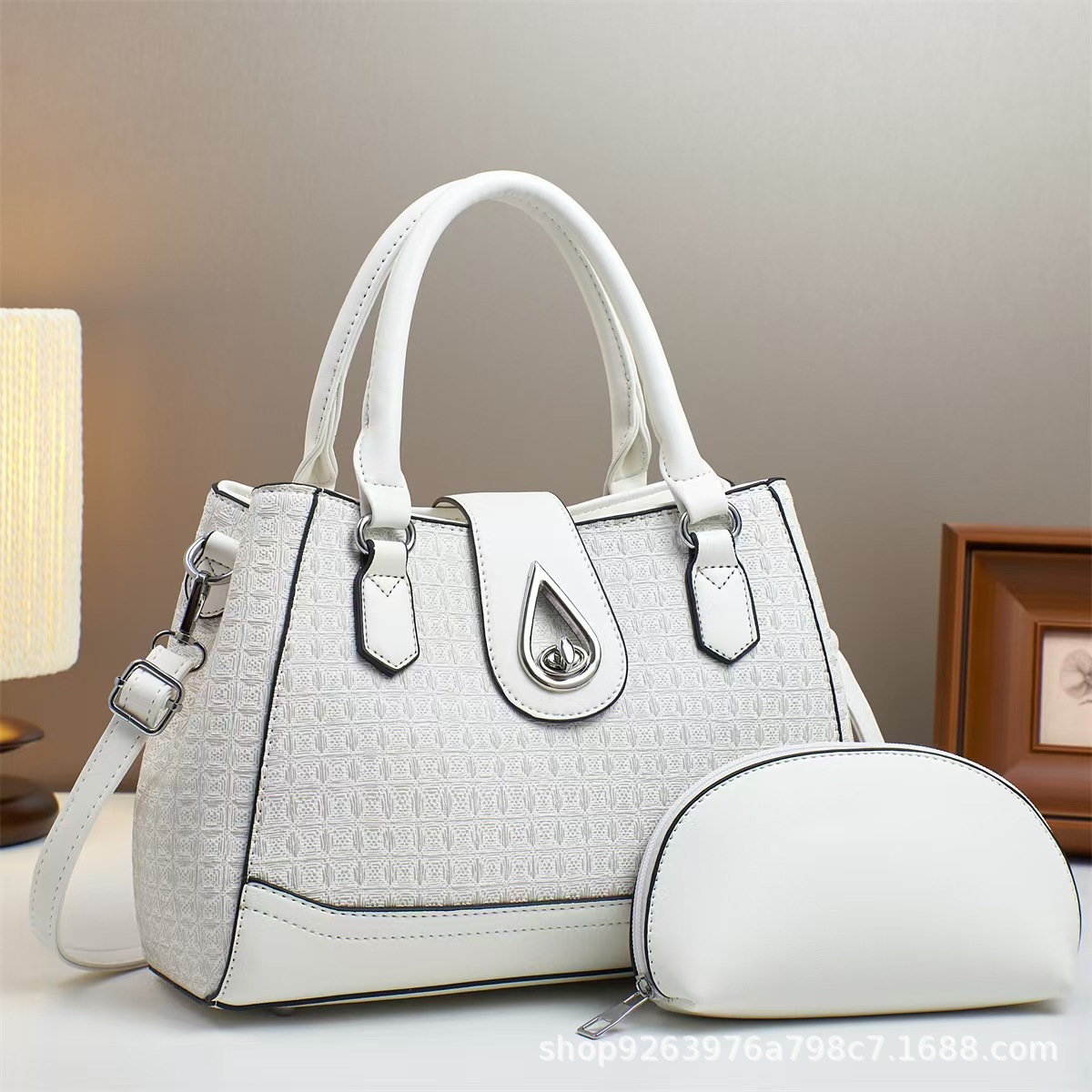 New women's bag, large-capacity, fashionable and versatile two-piece set, cross-border trendy handbag, trendy and stylish ladies' bag details Picture