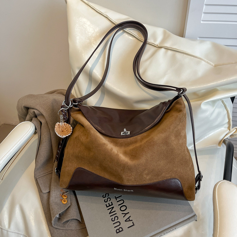 High-capacity commuter tote bag for women, 2024 new style, casual and versatile, street fashion single-shoulder crossbody bag, backpack Specification drawing