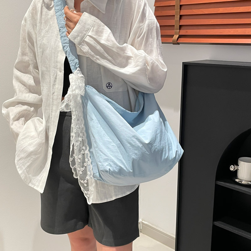 Large-capacity versatile tote bag for women, new spring/Summer 2025 canvas bag for commuting, simple solid color single-shoulder crossbody bag Specification drawing