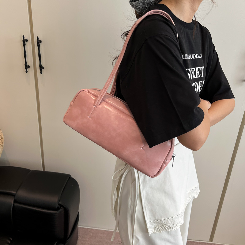 Cross-border Korean version solid color simple hand-held armpit bag for women 2025 new style, high-end, fashionable, casual and versatile single-shoulder bag Specification drawing
