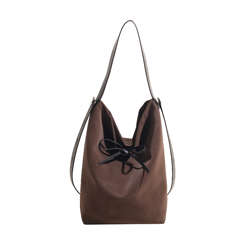 Korean matte retro simple tote bag, single-shoulder crossbody casual underarm bag, 2025 new style laid-back commuting bag Item Picture