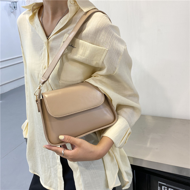 New solid-color simple women's bag for summer 2022, retro and fashionable single-shoulder crossbody bag, stylish Korean-style small square bag Specification drawing