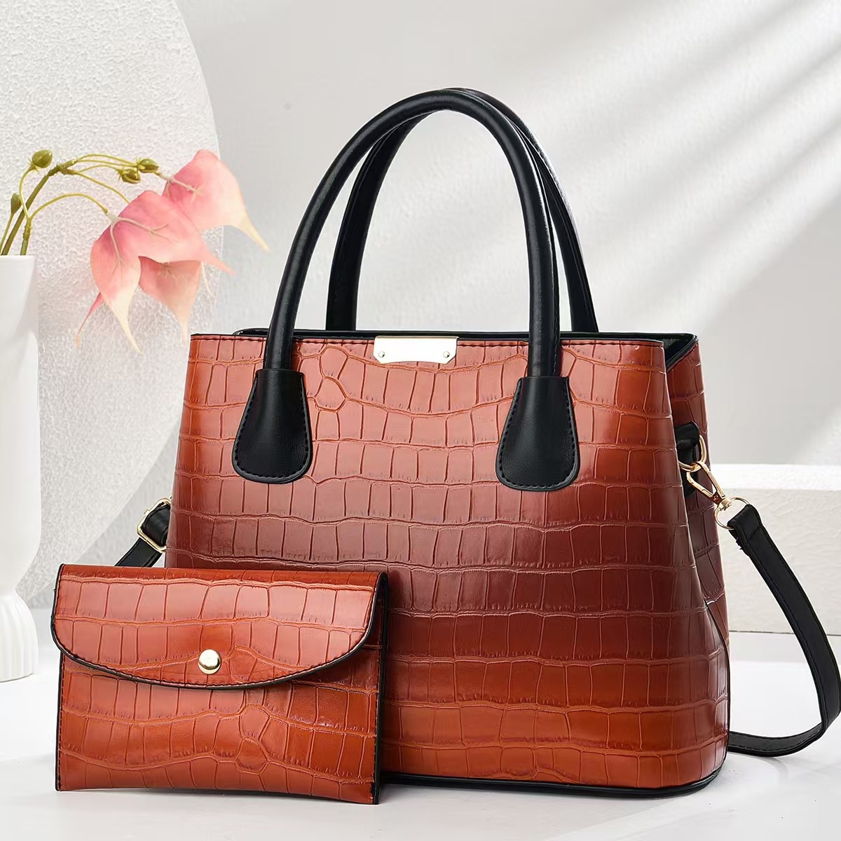 Wholesale of new cross-border rainbow-colored stone-patterned large-capacity hand-held mother and child bags, fashionable and versatile single-shoulder crossbody bags Application Scenario