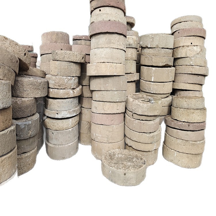 Engraved stone grinding discs, old rural items, old stones, treads, stone grinding discs, ancient-style beautiful countryside, engraved old grinding discs Item Picture