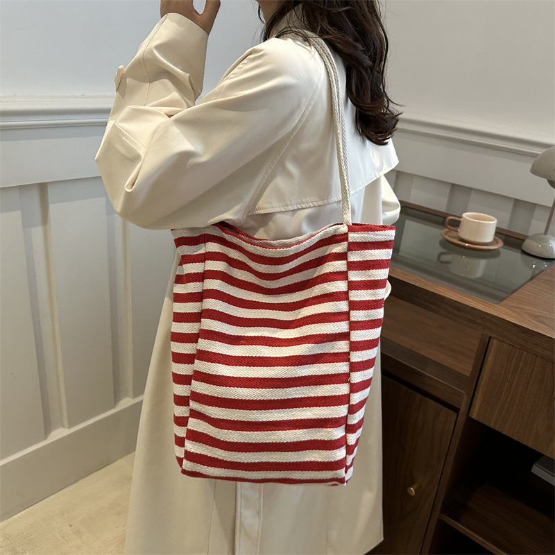 Korean-style artistic striped canvas bag 2024, casual, simple, large-capacity, laid-back style rope hand-held shoulder tote bag Specification drawing