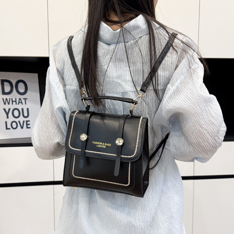 This popular crossbody bag is a versatile handbag for women commuting to work. It's a high-quality dual-purpose spring student backpack full figure