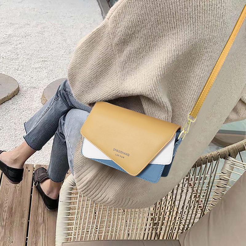 The 2022 new envelope bag, irregular crossbody bag, popular student small bag, mini single-shoulder, ins style details Picture
