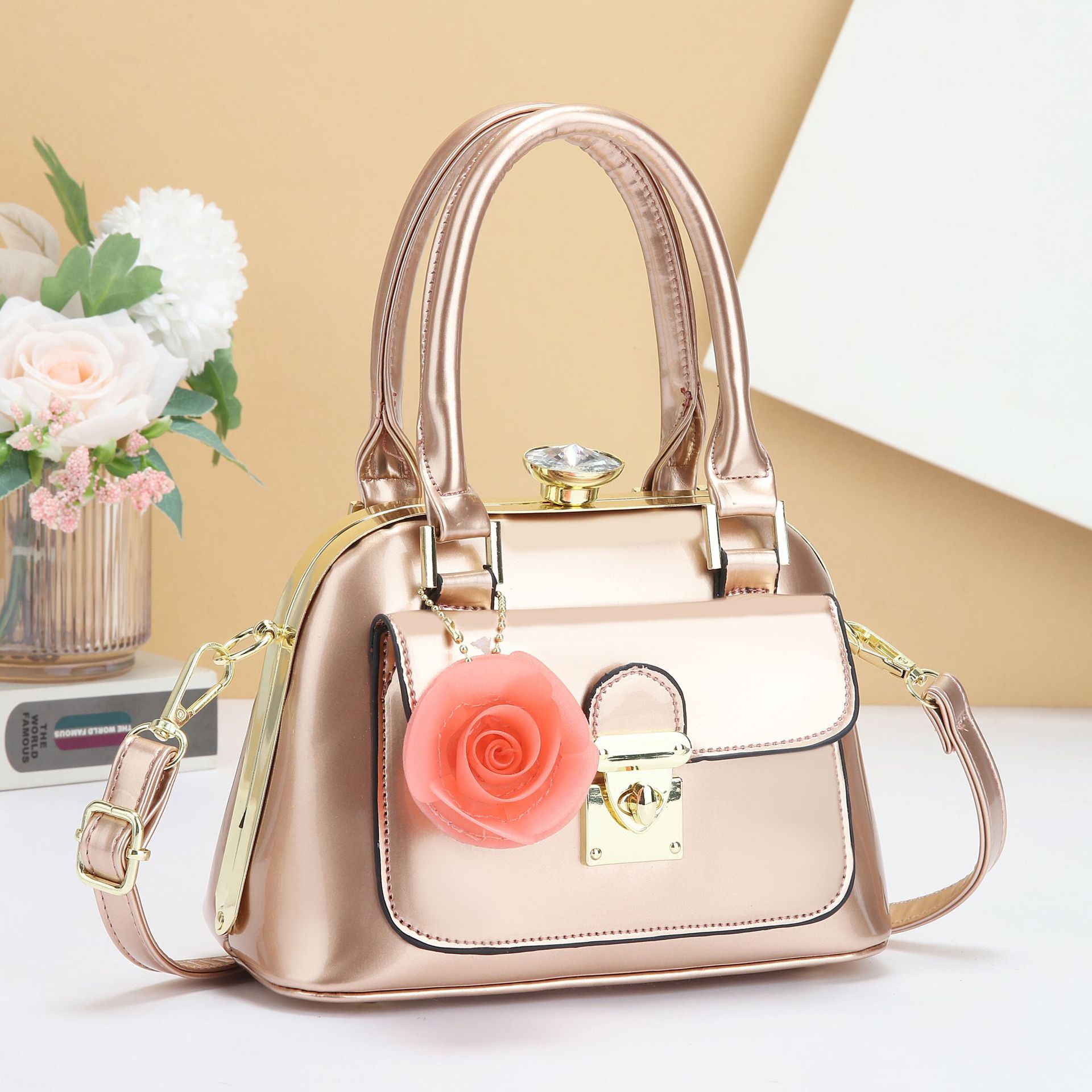 Patent leather women's bag 2025, exquisite noble lady's single-shoulder bag, crossbody bag, new Korean style, versatile and elegant shiny leather handbag Application Scenario
