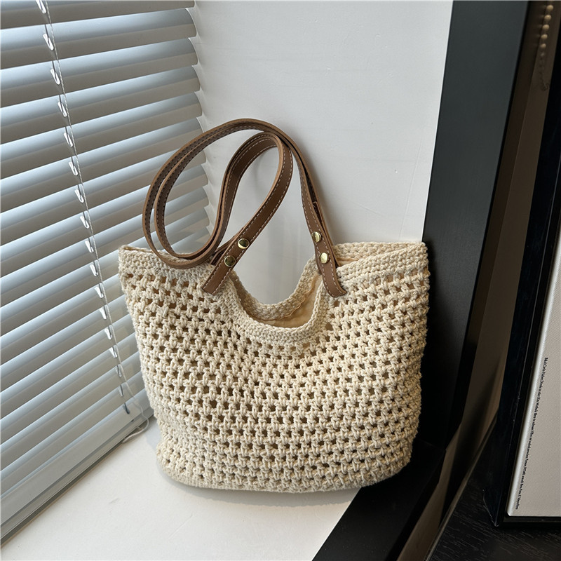 New versatile Korean-style single-shoulder straw woven bag, summer hand-woven bag, large-capacity tote bag, women's beach bag full figure