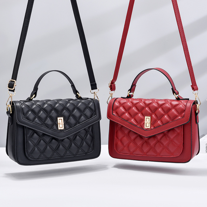"2022 Fashionable single-shoulder crossbody bag, diamond-shaped hand-held small bag, Korean-style casual one-piece dropshipping. Specification drawing
