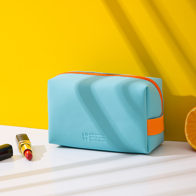 Best-selling PU makeup bag, cosmetic storage bag, hand-held storage bag, waterproof, heart-stirring octagonal makeup bag, high appearance level details Picture