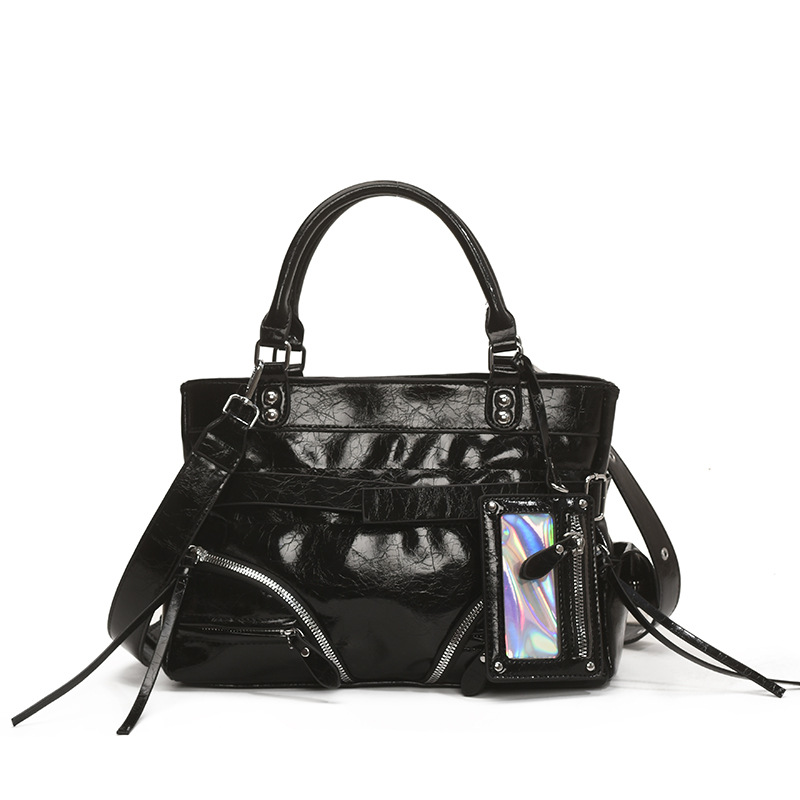 2025 Summer new style motorcycle bag, rivet handbag, personalized single-shoulder bag, large-capacity tote bag, trendy crossbody bag for women Item Picture