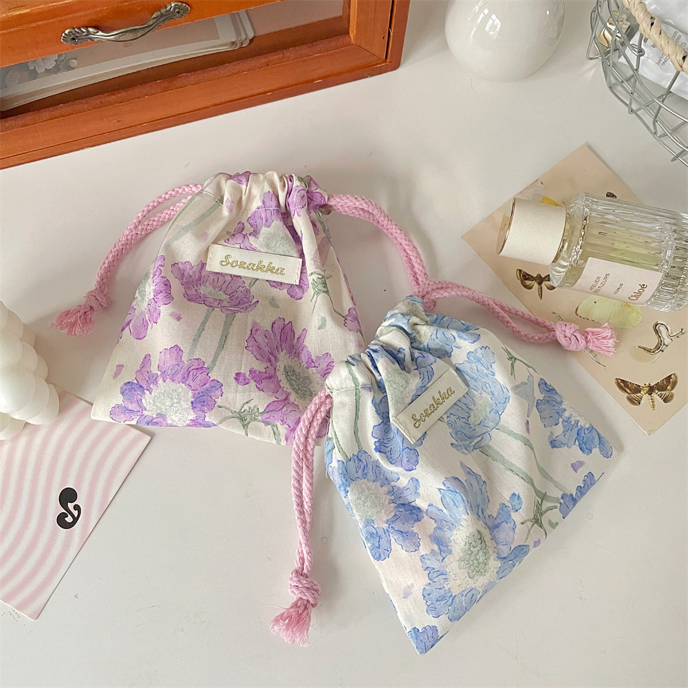 56292 Hand-held small cloth bag, cute drawstring storage bag, makeup bag, lipstick, sundries, travel cloth bag, small size details Picture