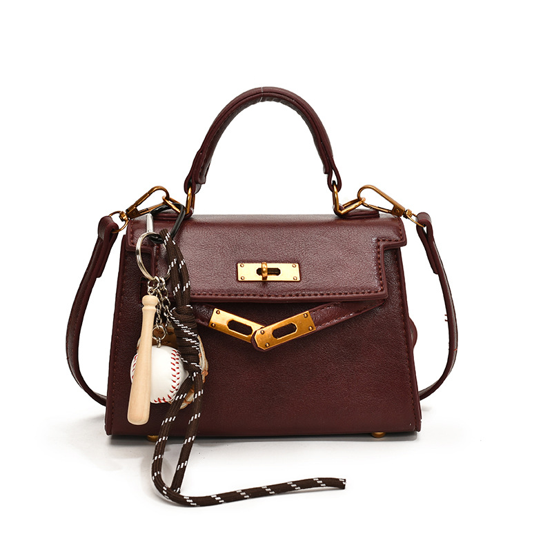 The new 2024 trendy Kelly handbag for women features a niche design, retro and fashionable single-shoulder bag, and a high-end crossbody bag for women Item Picture