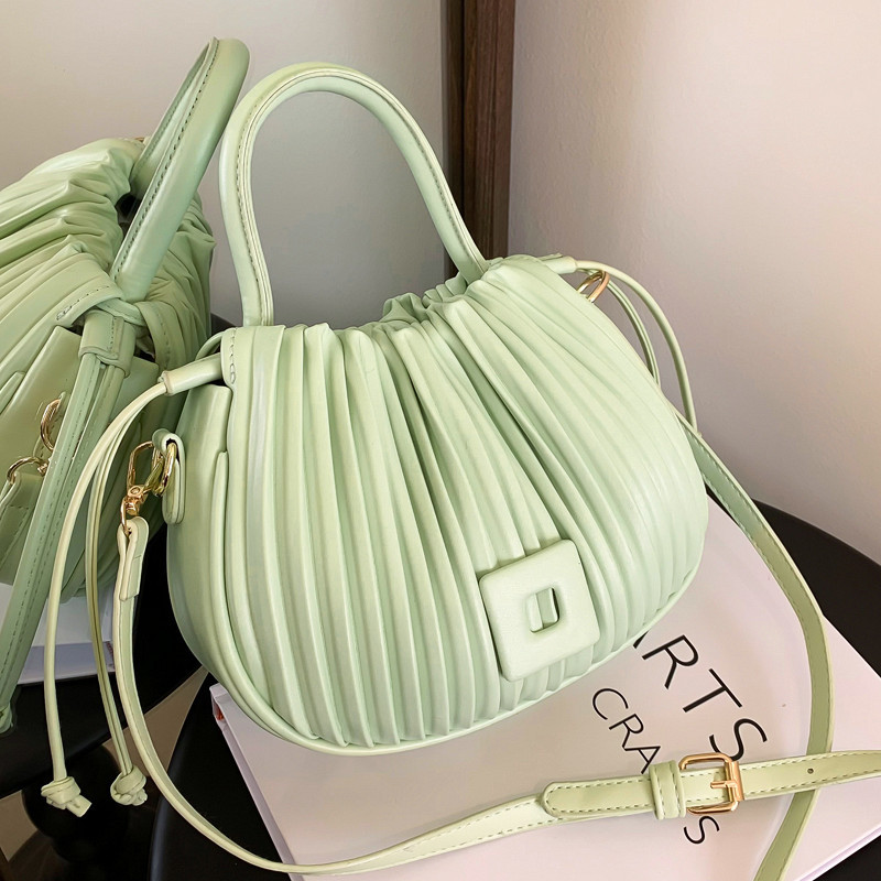 Niche design bag 2024 New fashion Spring/Summer bestseller handbag, versatile single-shoulder crossbody bag for women details Picture