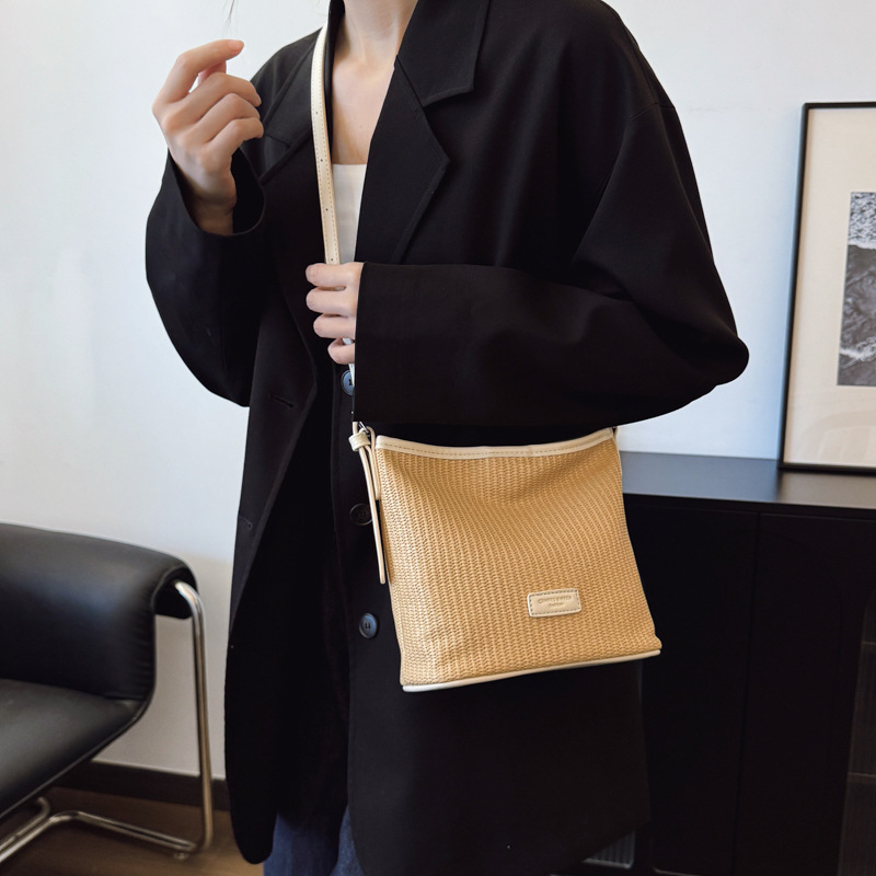 2025 New summer niche design bucket bag, women's retro and fashionable single-shoulder bag, large capacity and versatile crossbody bag Specification drawing