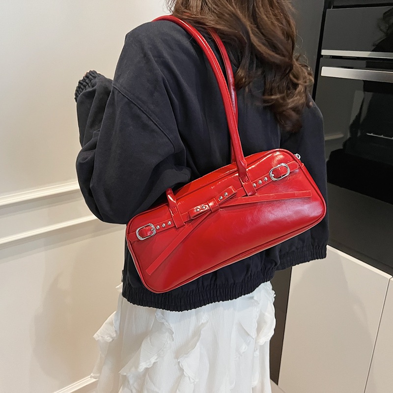 Korean style fashionable and simple commuter bag for women, 2025 new fashion and trendy underarm single-shoulder bag, hand-held pillow bag details Picture