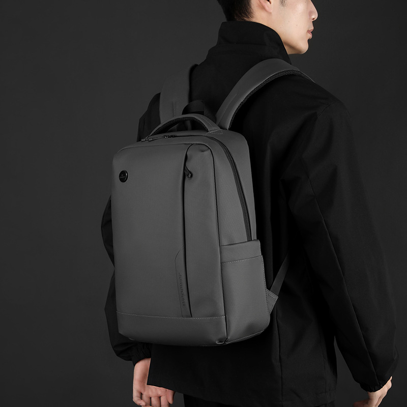 WEPOEWR's new men's computer backpack, a large-capacity commuting business casual backpack, and a casual backpack details Picture