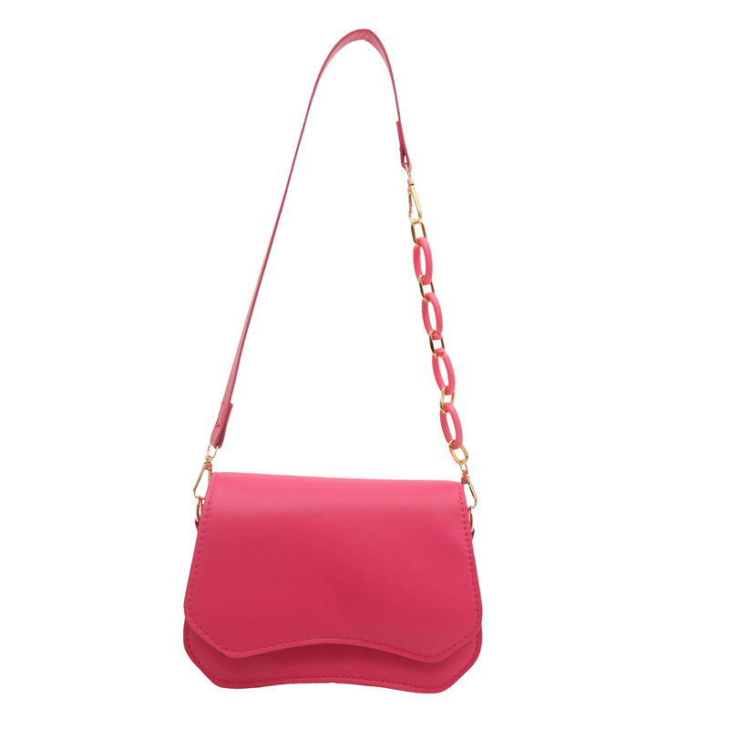 2025 French casual and simple new style, texture design, retro charm, trendy chain single-shoulder crossbody small square bag for women Item Picture