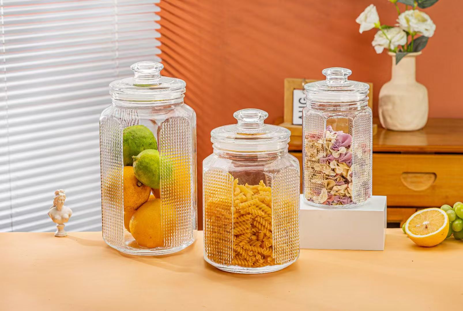 Thickened glass food-grade sealed moisture-proof jar, tea and dried fruit storage jar, sealed bottle for grains, flower tea, dried tangerine peel and medicinal materials details Picture