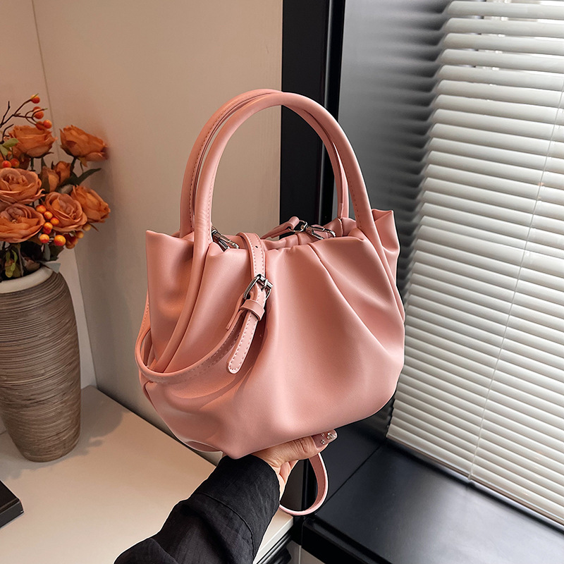 Korean style Instagram simple and versatile pleated bag, fashionable single-shoulder handbag, women's 2024 new casual bucket bag Specification drawing