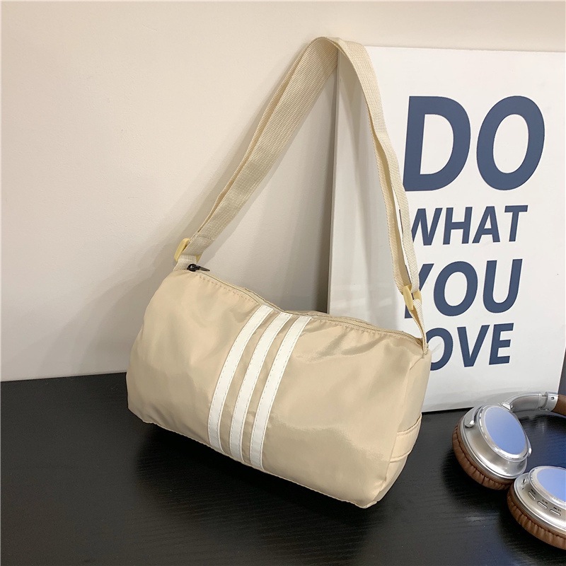 2025 New trendy underarm bag, summer bag, women's nylon niche small square bag, versatile crossbody bag, single-shoulder bag details Picture