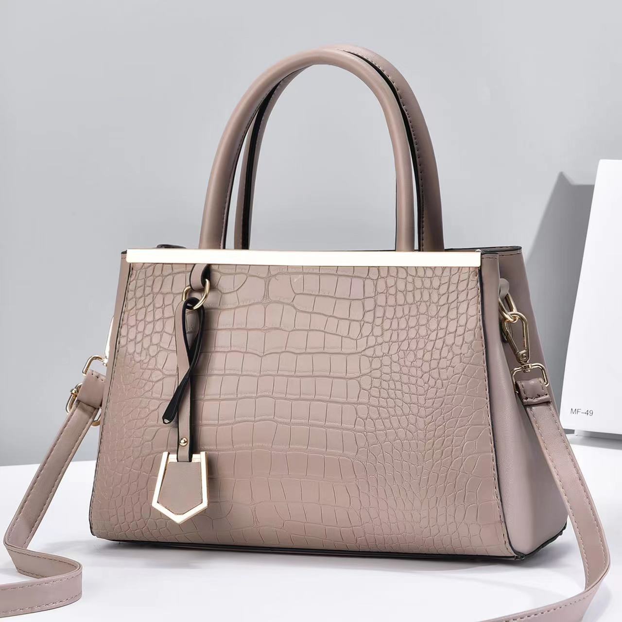 2022 new trendy stone-patterned PU leather handbag for foreign trade, large-capacity casual single-shoulder crossbody women's bag consignment Application Scenario