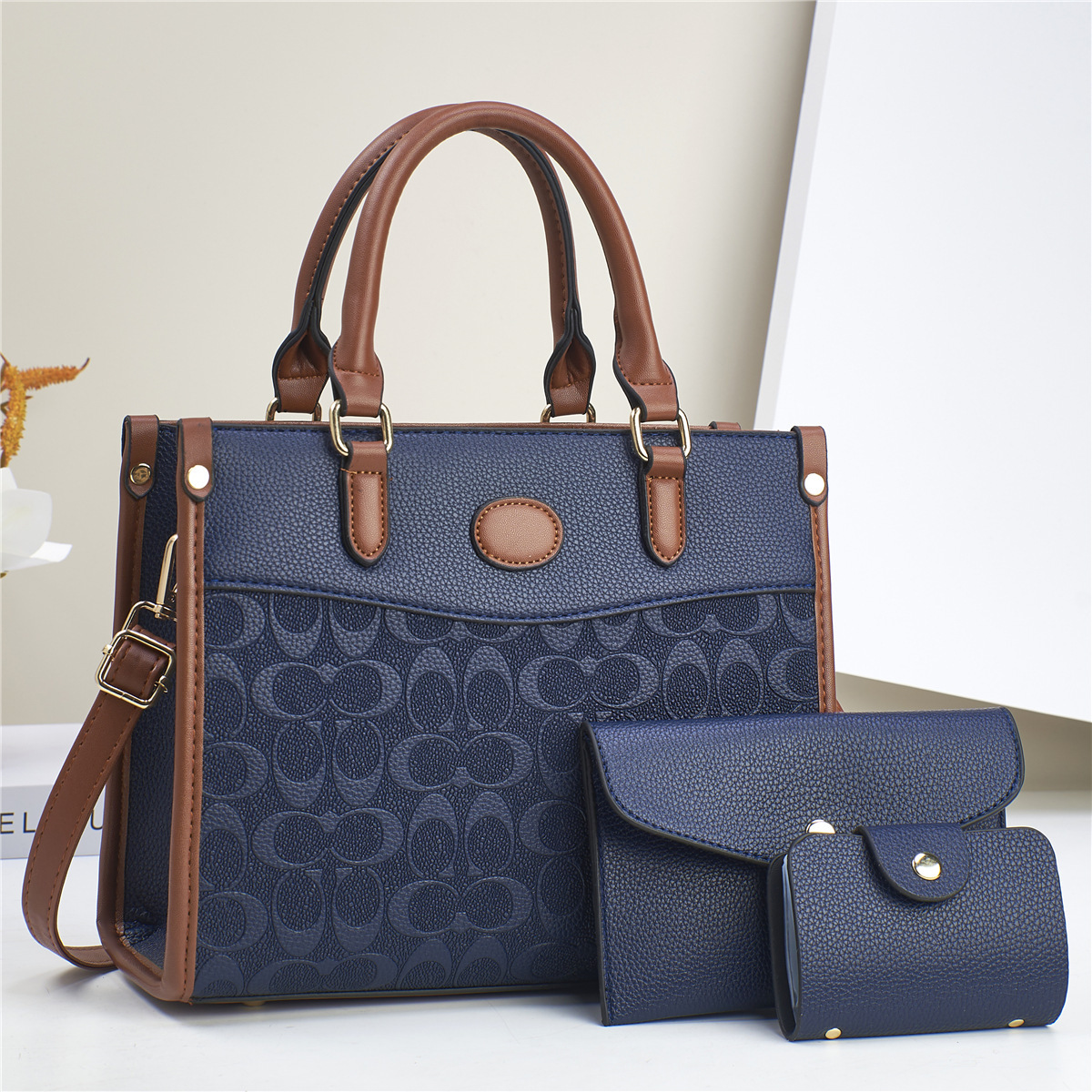 A set of three-piece hand-held, crossbody, single-shoulder small square bags with a light luxury and high-end feel for foreign trade, featuring a diamond-shaped pattern Specification drawing