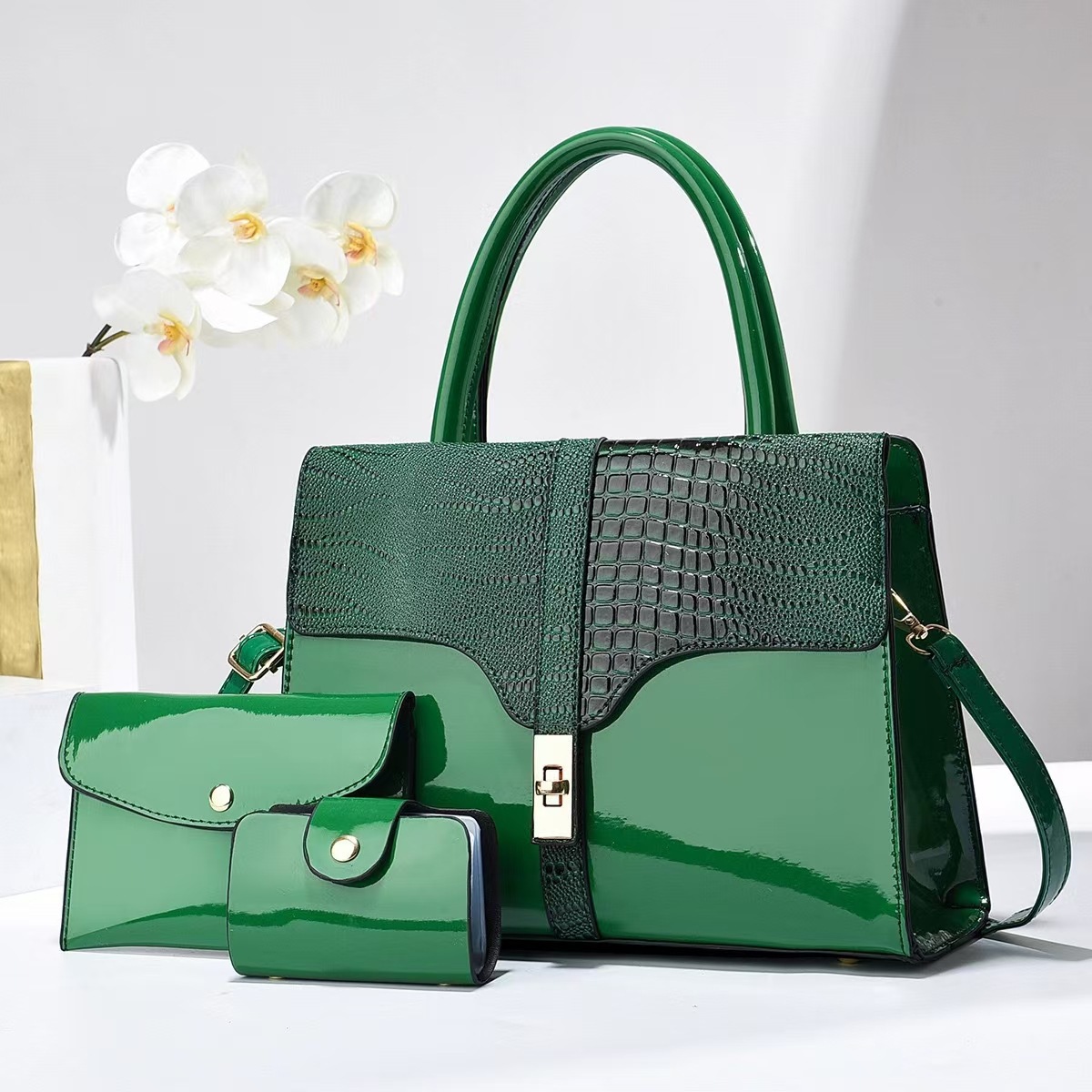 Fashionable three-piece set, large-capacity women's handbag, high-end and simple crocodile pattern, single-shoulder crossbody, trendy cross-border consignment full figure