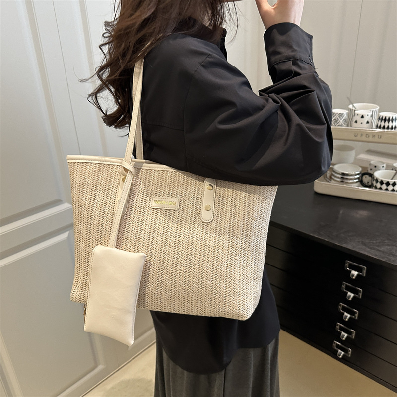 New Spring and summer Korean-style simple color-blocking patchwork versatile woven tote bag, large-capacity commuting single-shoulder crossbody bag Specification drawing