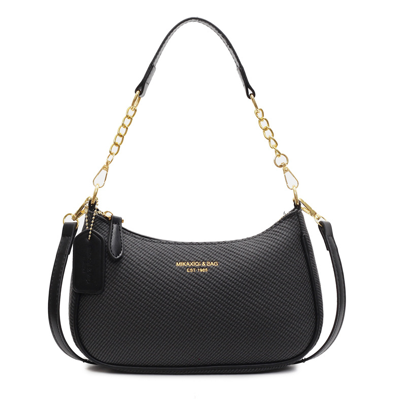 A stylish Korean-style casual and versatile small square bag, a new single-shoulder crossbody bag in 2025, exuding a sense of high-end elegance and a light luxury underarm bag Item Picture