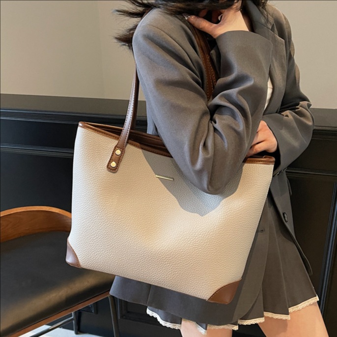 High-end and fashionable large-capacity tote bag for women 2025 New style, lychee pattern, trendy and versatile, casual and commuting single-shoulder bag full figure