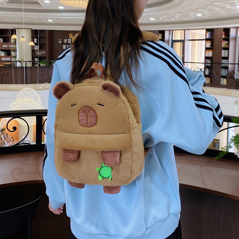 The new Capibara plush Capybara backpack is cute and versatile. It features a plush bag for girls and cartoon students, as well as a small cross-border backpack Application Scenario