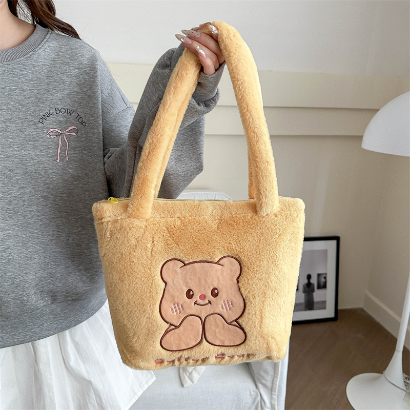 New cute hand-held shoulder and wrist bag claw machine doll can be exchanged for a large-capacity birthday gift for girls, directly supplied by the manufacturer details Picture