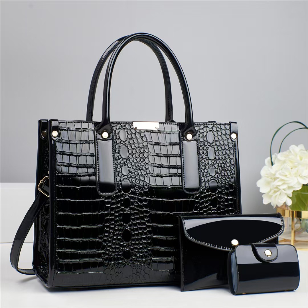 Three-piece set of crocodile-patterned mother and child bag 2025, large capacity carrying bag, fashionable women's single-shoulder tote bag details Picture