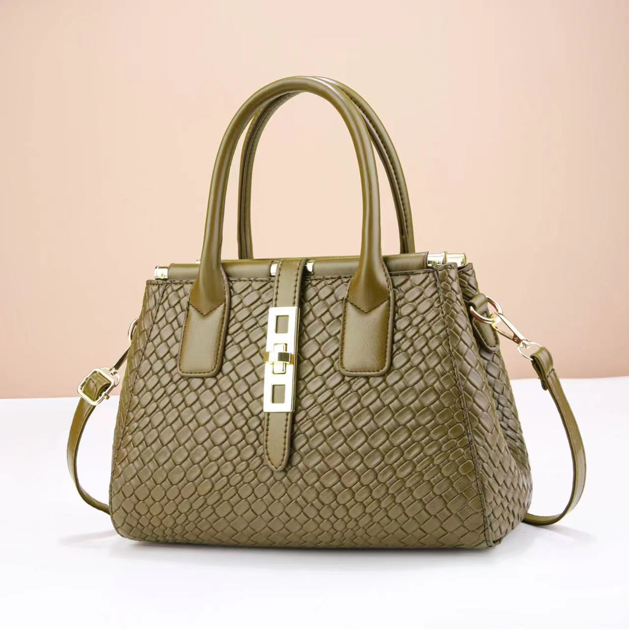 The new crossbody single-shoulder bag from the manufacturer for foreign trade is a versatile mom bag and a fashionable handbag. It is suitable for ladies of summer in 2023 Specification drawing