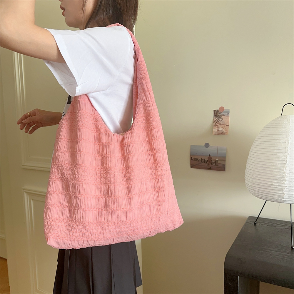 3682 solid color, fresh and simple commuting Korean style, simple large-capacity shopping bag, single-shoulder bag, thin student schoolbag Application Scenario