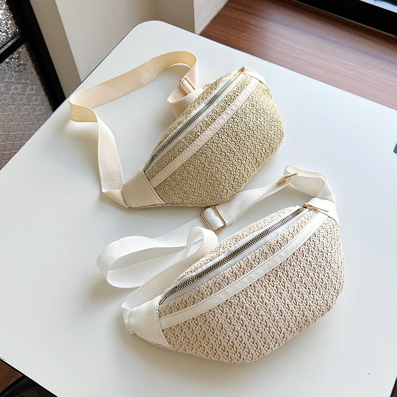 This year, there is a trend of weaving color-blocking and patchwork small bags for women in the summer of 2024. These are trendy and personalized straw-woven crossbody bags Application Scenario