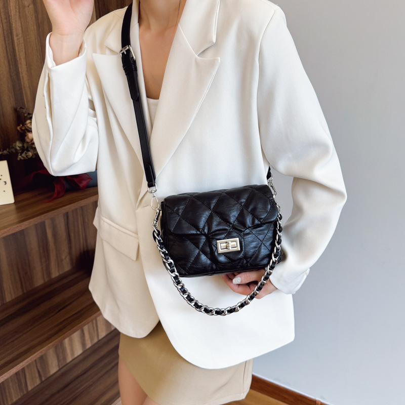 The 2025 new high-end diamond-shaped chain, unique little Chanel style, small square bag for women, elegant solid color, single-shoulder crossbody bag Specification drawing