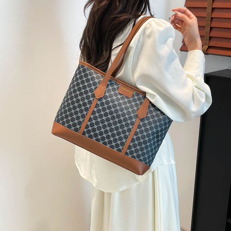 Tote bag, single-shoulder bag, versatile handbag for commuting to work, crossbody bag for women, large-capacity armpit bag details Picture