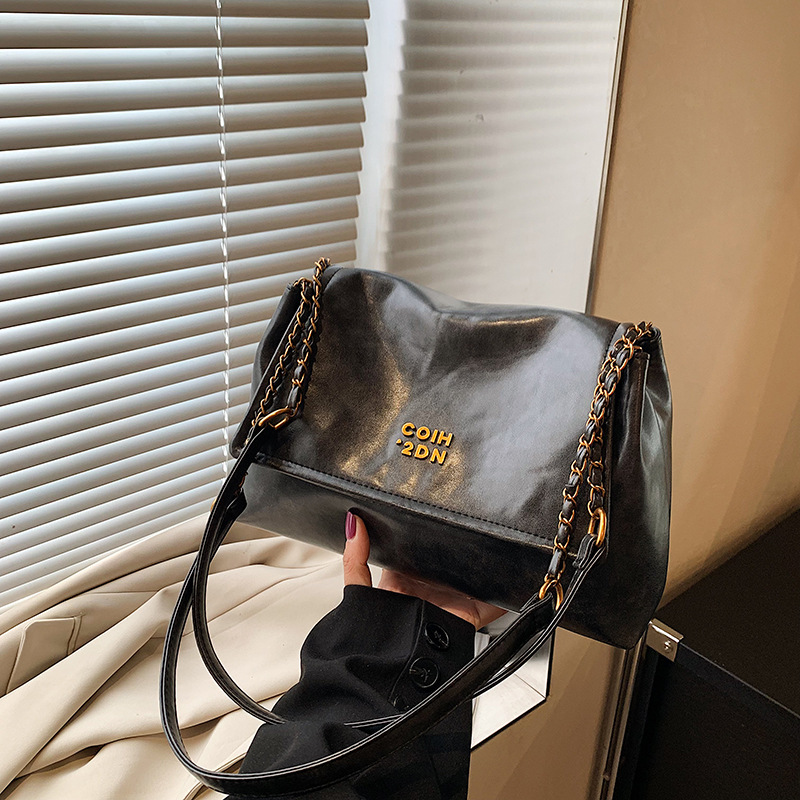 Retro and fashionable underarm bag, Korean style new work commuting bag, large-capacity tote bag 2024, trendy and versatile shoulder bag details Picture