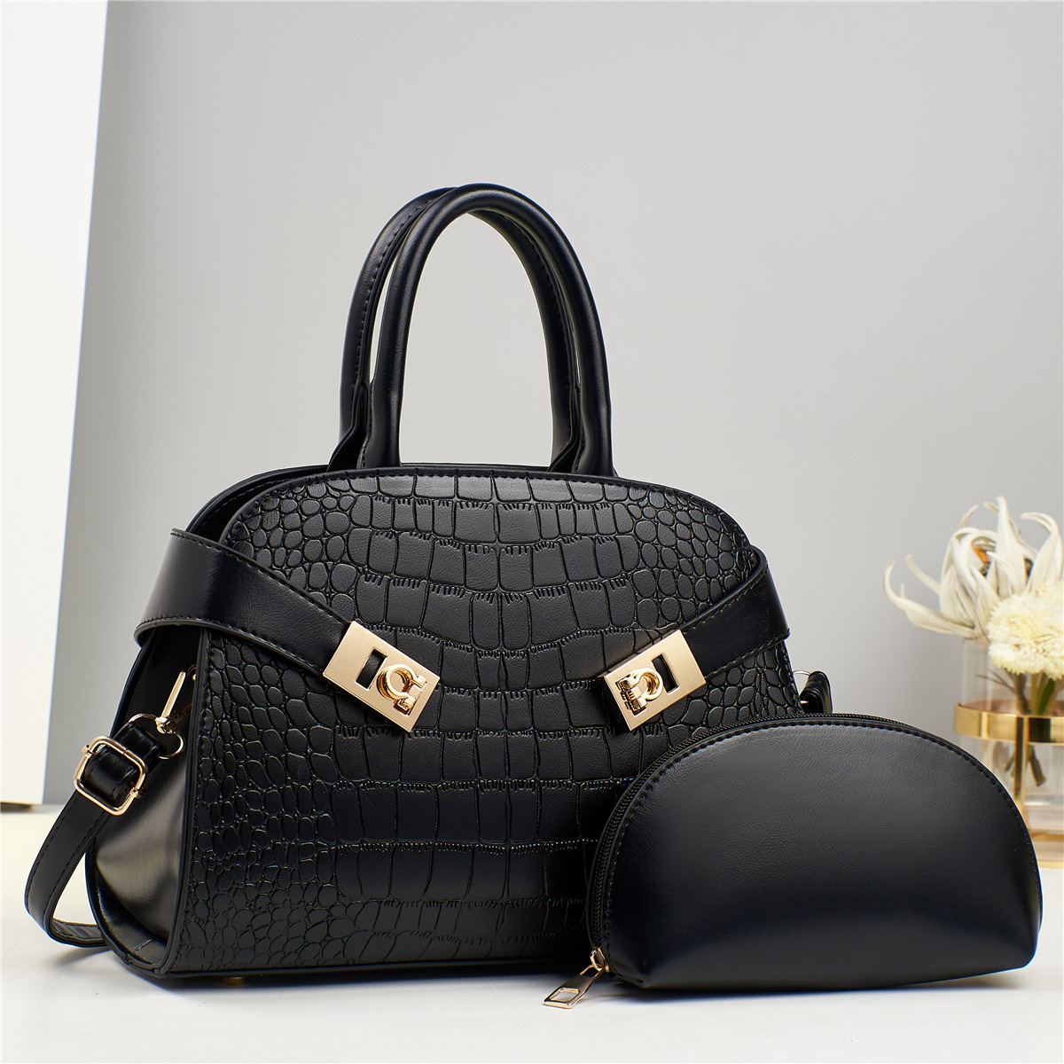 A new large-capacity, fashionable and versatile two-piece cross-border women's handbag set with embossed texture and a simple commuting single-shoulder bag full figure